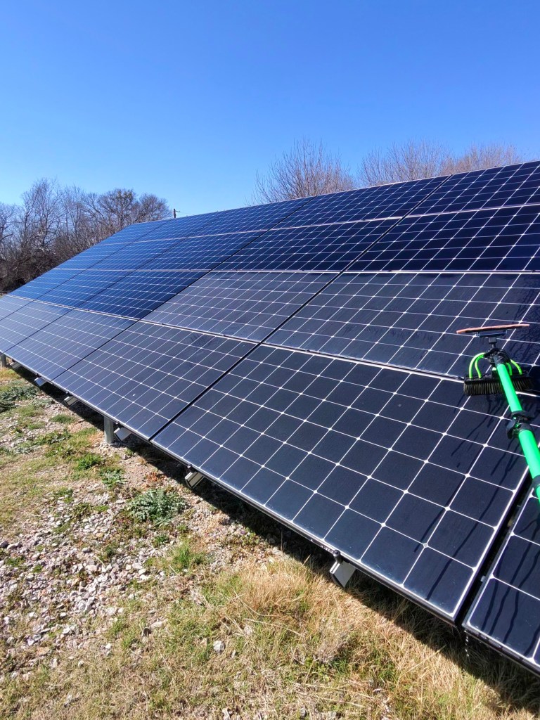 Before and after solar panel cleaning in Weatherford Texas by Texas Window Wranglers